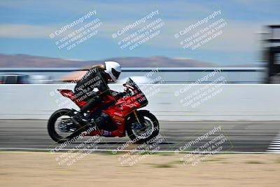 media/Mar-25-2024-Moto Forza (Mon) [[8d4319bd68]]/3-Intermediate Group/Session 4 (Front Straight Speed Pans)/